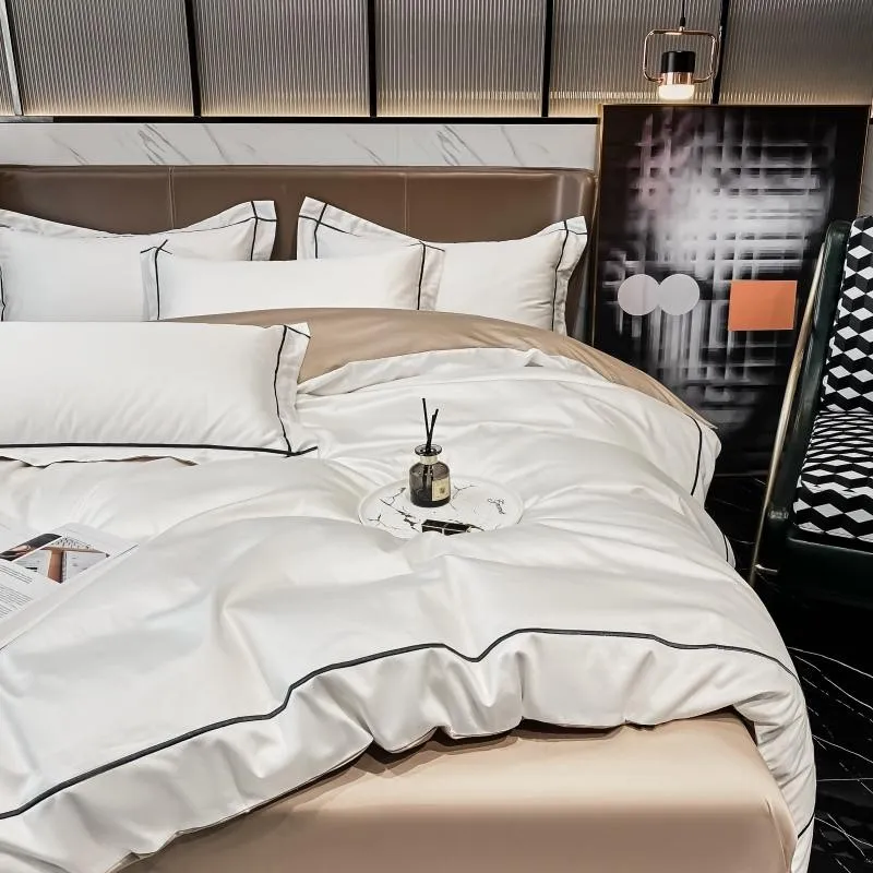 Elmsen Bettwäsche-Set aus ägyptischer Baumwolle mit 600 Thread Count | Weiß mit Schwarz
